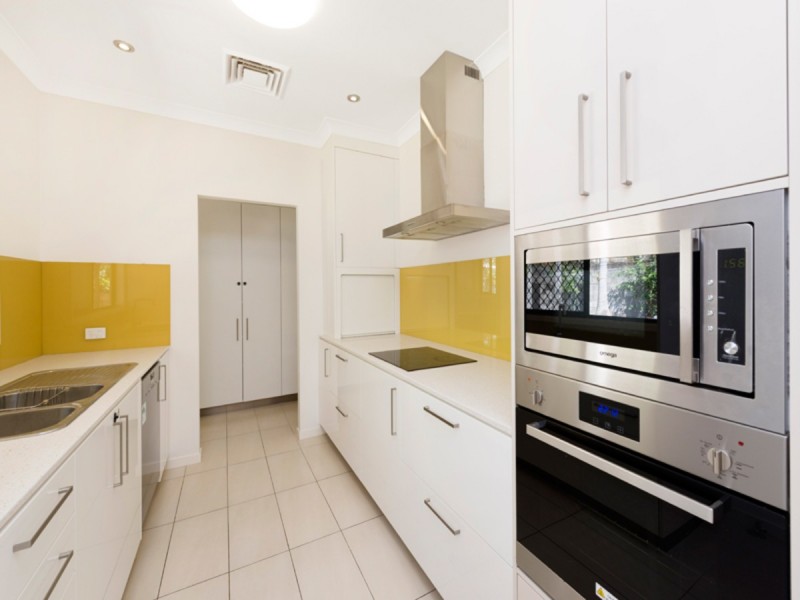 5 Royena Court, Indooroopilly QLD 4068