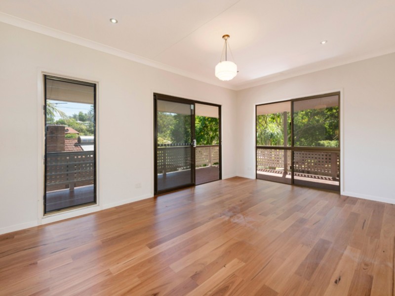 5 Royena Court, Indooroopilly QLD 4068