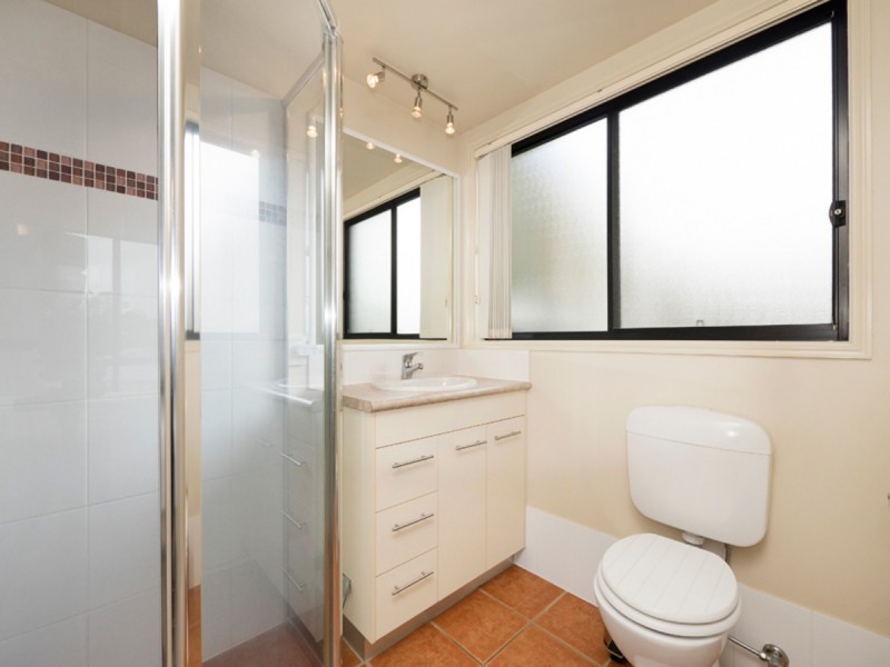 71 Lagoon Crescent, Bellbowrie QLD 4070