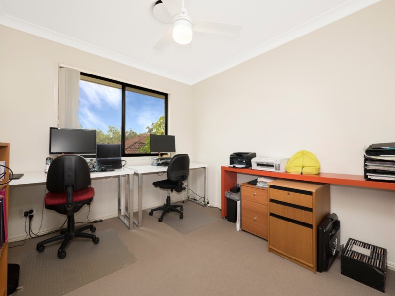 71 Lagoon Crescent, Bellbowrie QLD 4070