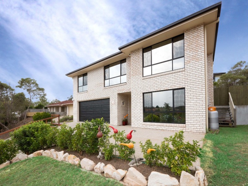 71 Lagoon Crescent, Bellbowrie QLD 4070