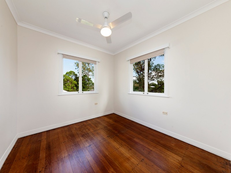 7 Edson Street, Kenmore QLD 4069