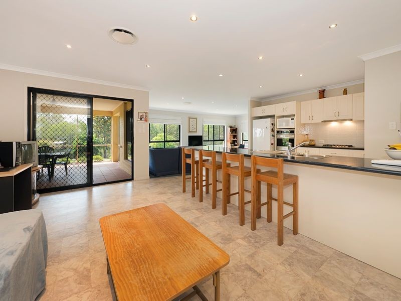 7 Tulipwood Place, Moggill QLD 4070