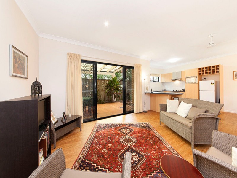 5/122 Central Avenue, Indooroopilly QLD 4068