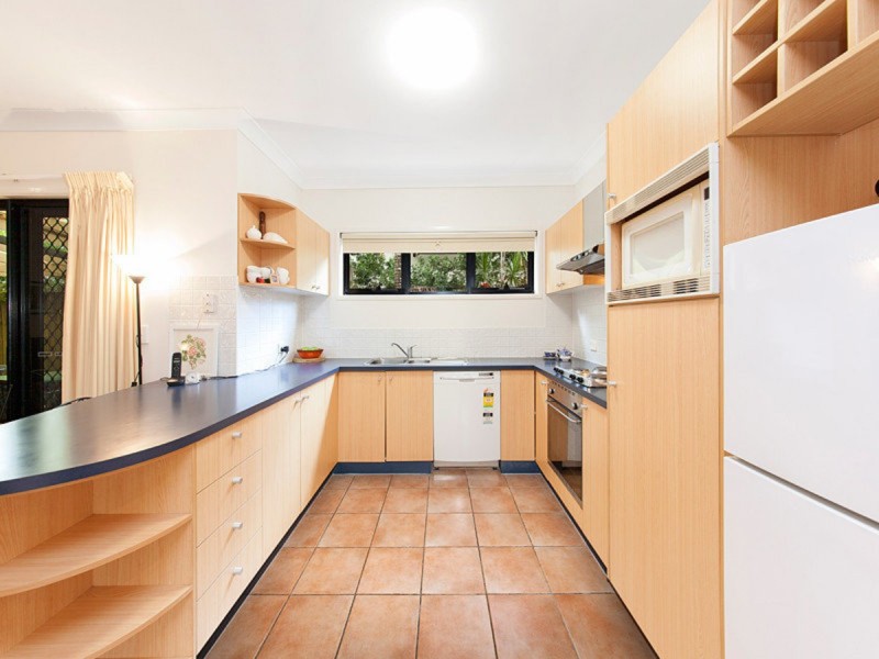 5/122 Central Avenue, Indooroopilly QLD 4068