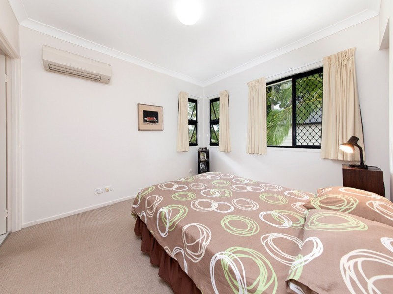 5/122 Central Avenue, Indooroopilly QLD 4068