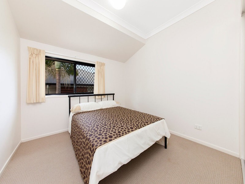 5/122 Central Avenue, Indooroopilly QLD 4068