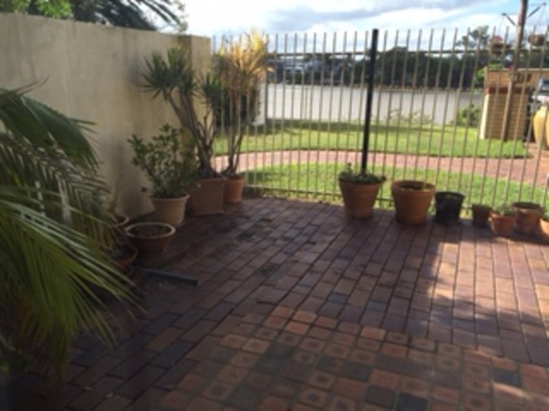 1/122 Macquarie Street, St Lucia QLD 4067