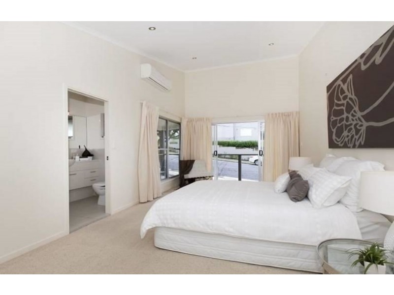 1/54 Terrace Street, Toowong QLD 4066