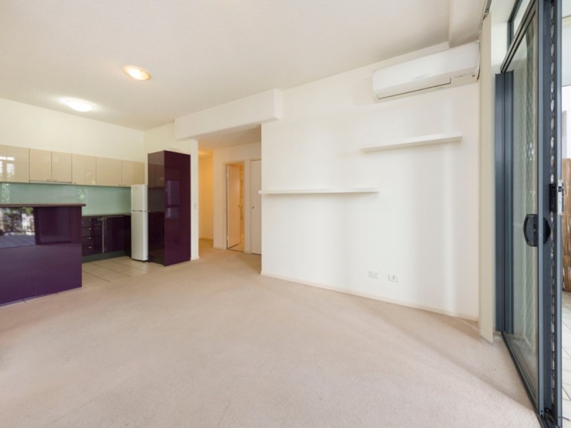 4/7 Landsborough Terrace, Toowong QLD 4066