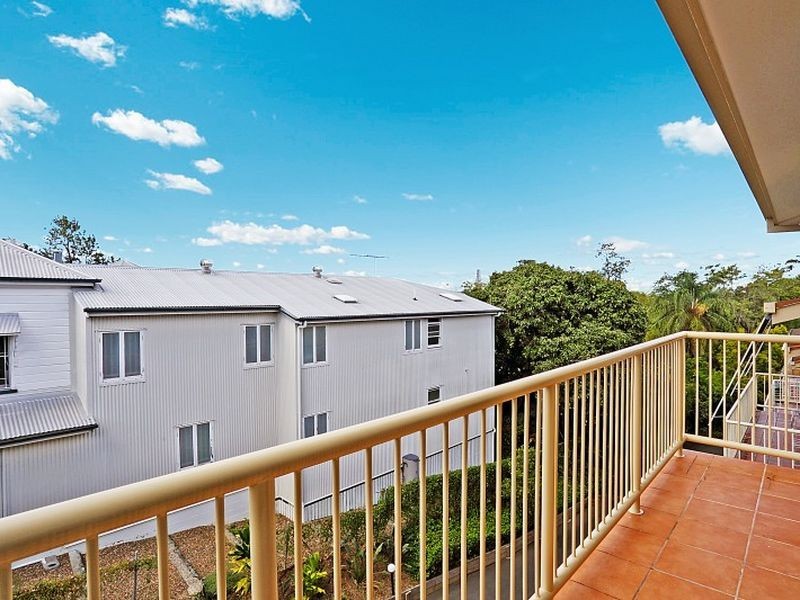 12/9 Norwood Street, Toowong QLD 4066
