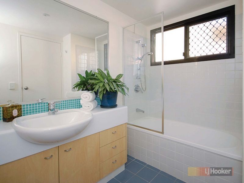 20/60 Sherwood Road, Toowong QLD 4066