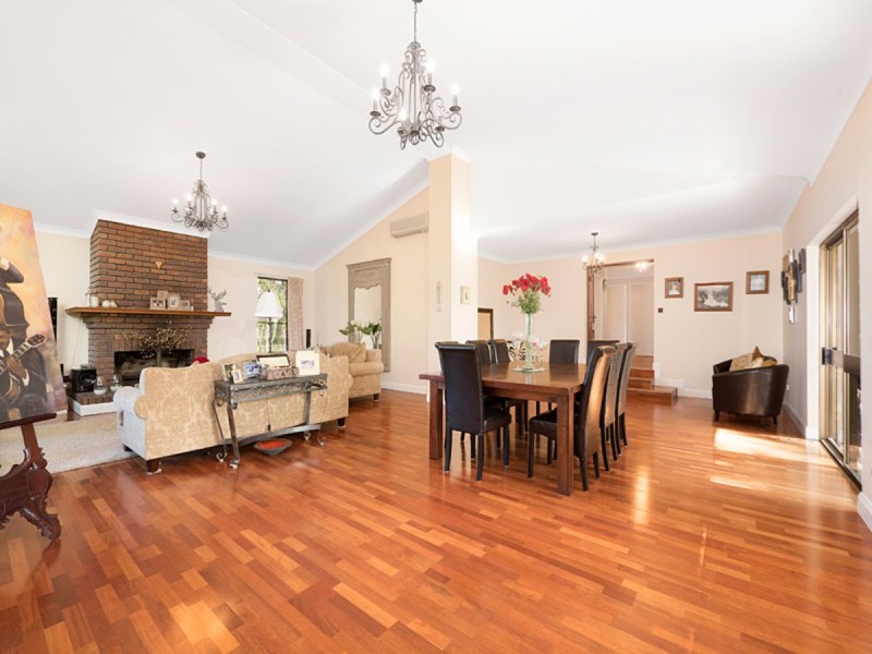 154 Mount Crosby Road, Anstead QLD 4070
