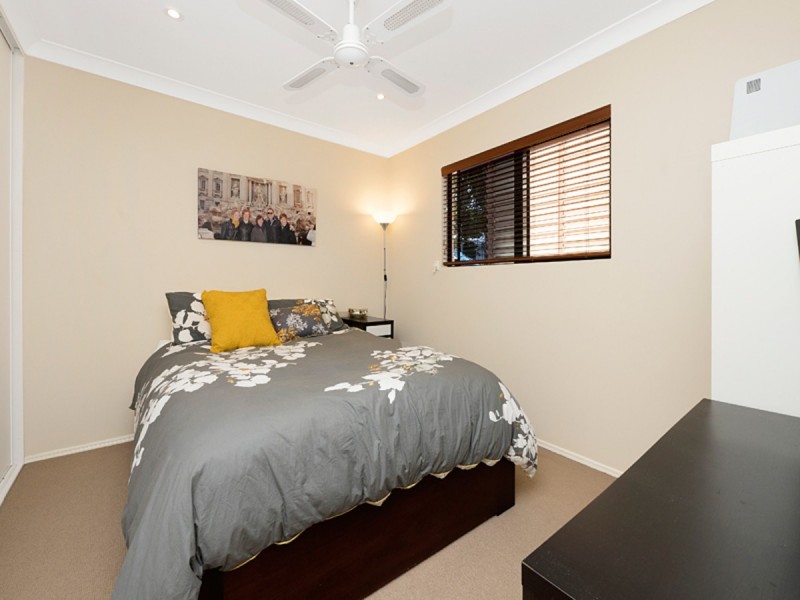 6/11 Holland Street, Toowong QLD 4066