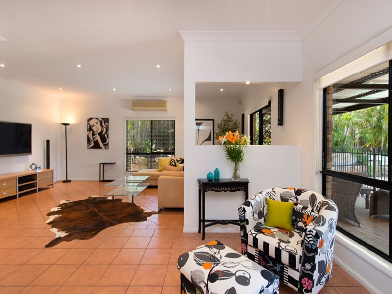 15 Glenwood Place, Moggill QLD 4070