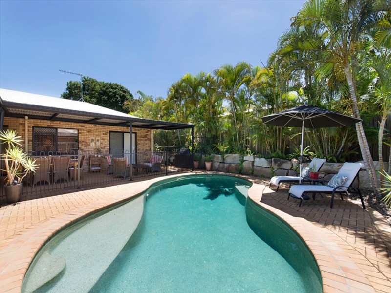 15 Glenwood Place, Moggill QLD 4070