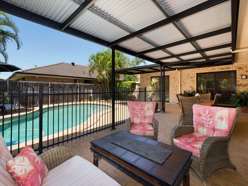 15 Glenwood Place, Moggill QLD 4070