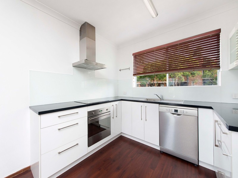 8/37 Grove Street, Toowong QLD 4066