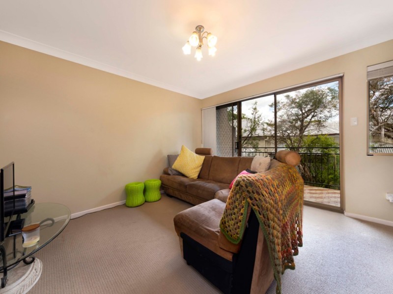 2/11 Lucinda Street, Taringa QLD 4068