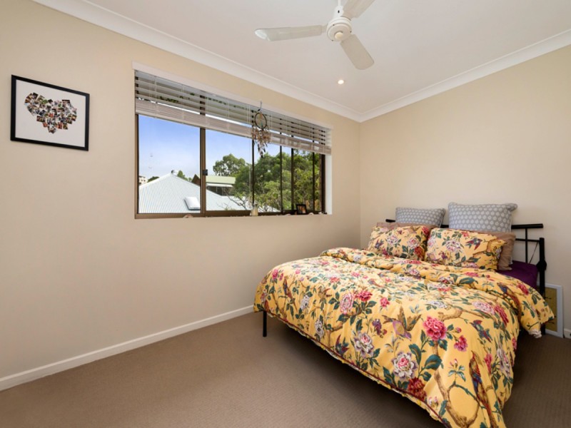 2/11 Lucinda Street, Taringa QLD 4068