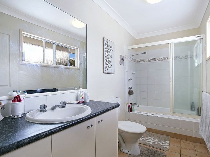 2/36 Soudan Street, Toowong QLD 4066