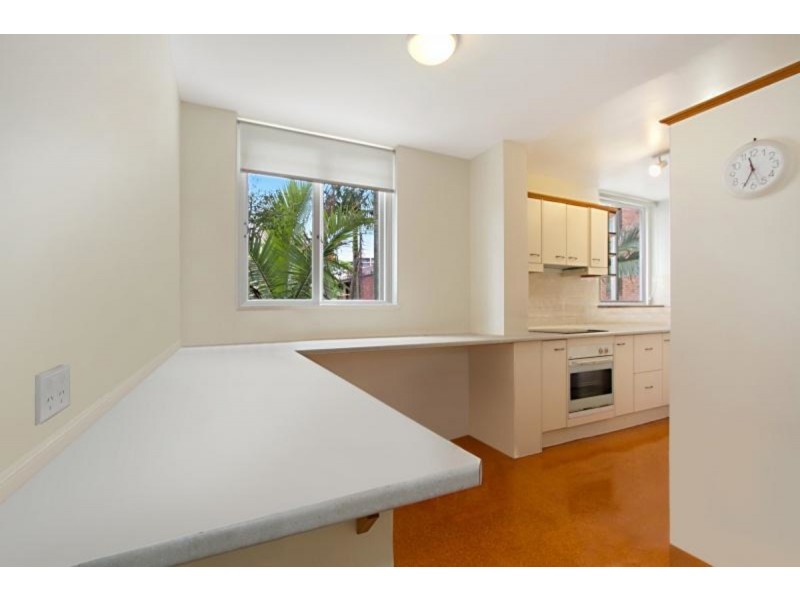 6/8 Sandford Street, St Lucia QLD 4067