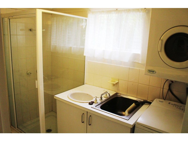 6/104 Gailey Road, St Lucia QLD 4067