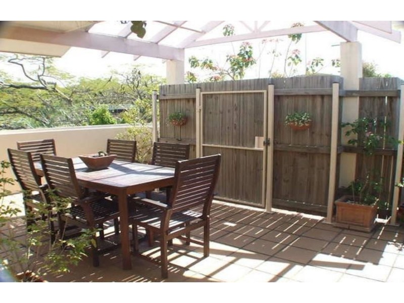 1/22 Kingsford Street, Auchenflower QLD 4066