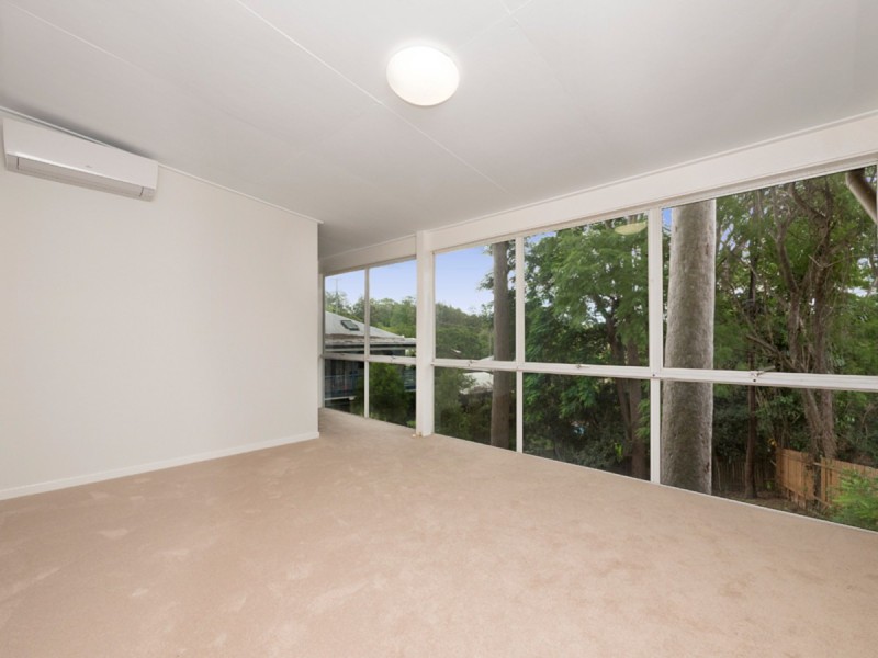 47 Jilba Street, Indooroopilly QLD 4068