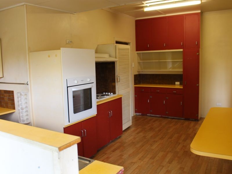 127 Waverley Road, Taringa QLD 4068