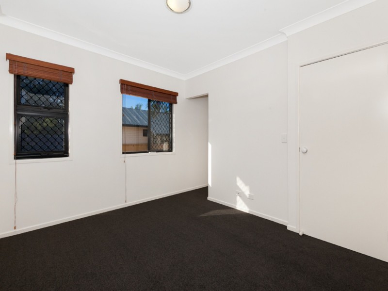8/122 Central Avenue, Indooroopilly QLD 4068
