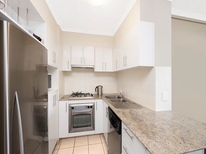 124/8 Land Street, Toowong QLD 4066