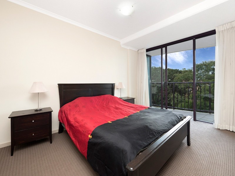 124/8 Land Street, Toowong QLD 4066