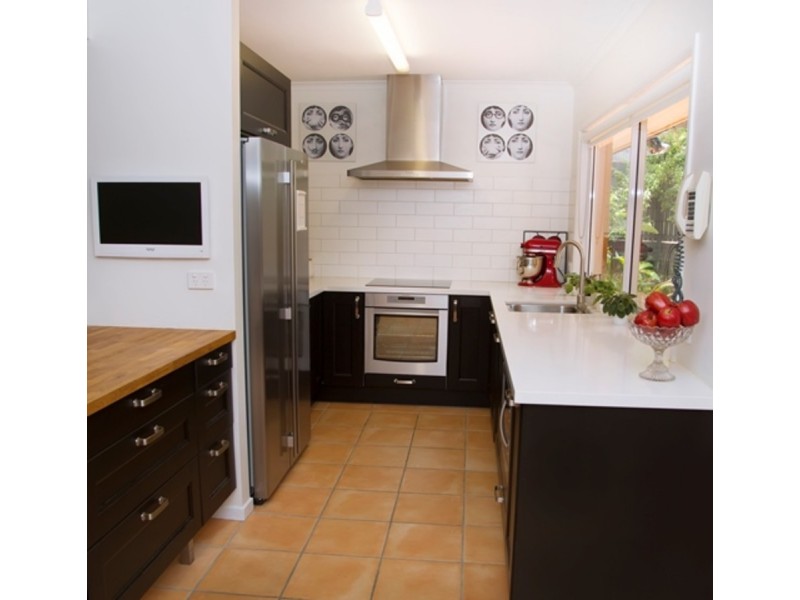 28 Harefield Street, Indooroopilly QLD 4068