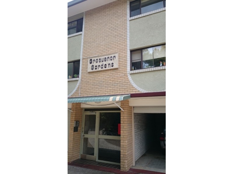 8/5 Grosvenor Road, Indooroopilly QLD 4068