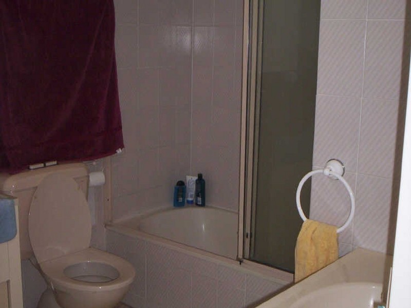 5/8 Carr Street, St Lucia QLD 4067