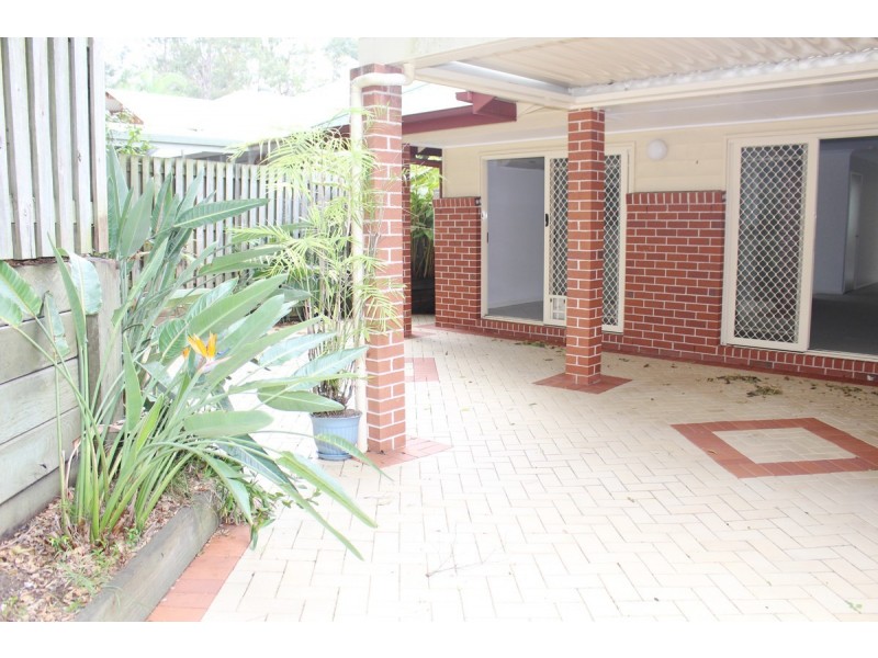 11/360 Simpsons Road, Bardon QLD 4065