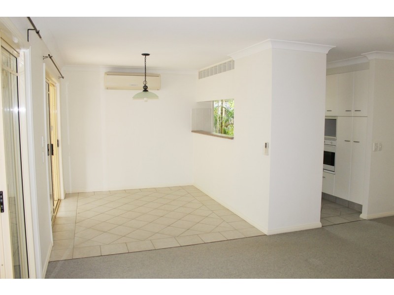 11/360 Simpsons Road, Bardon QLD 4065