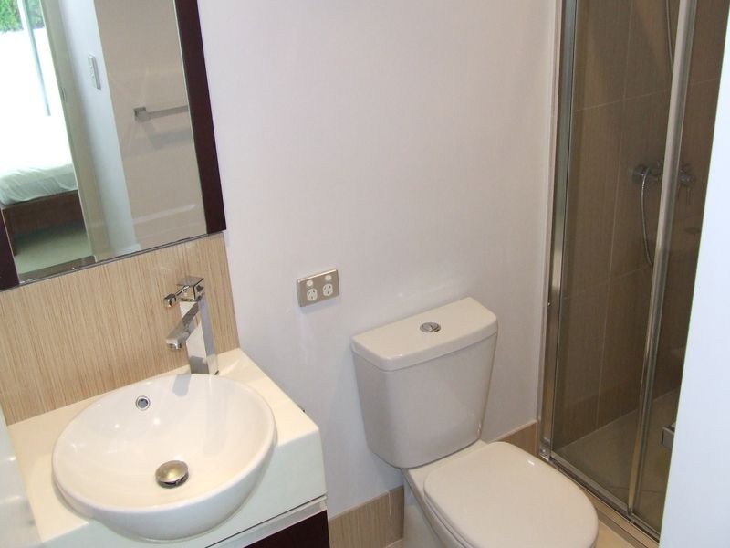 203/28 Dengate Lane, St Lucia QLD 4067