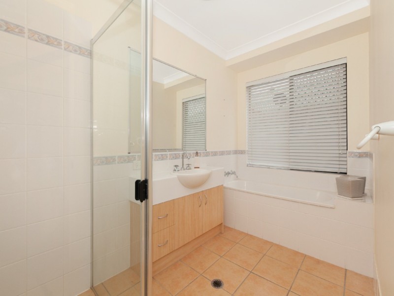 14 Dalewood Place, Moggill QLD 4070