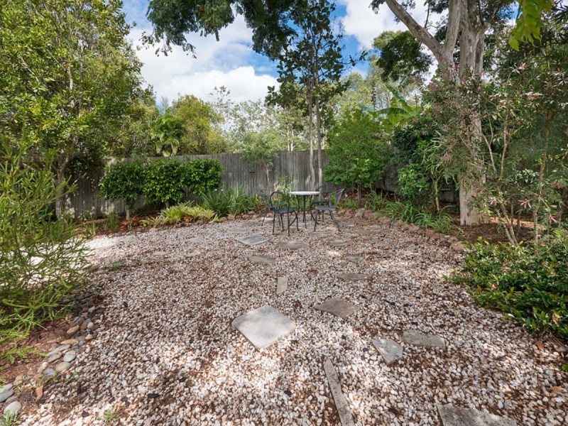 6 Westaway Crescent, Bellbowrie QLD 4070