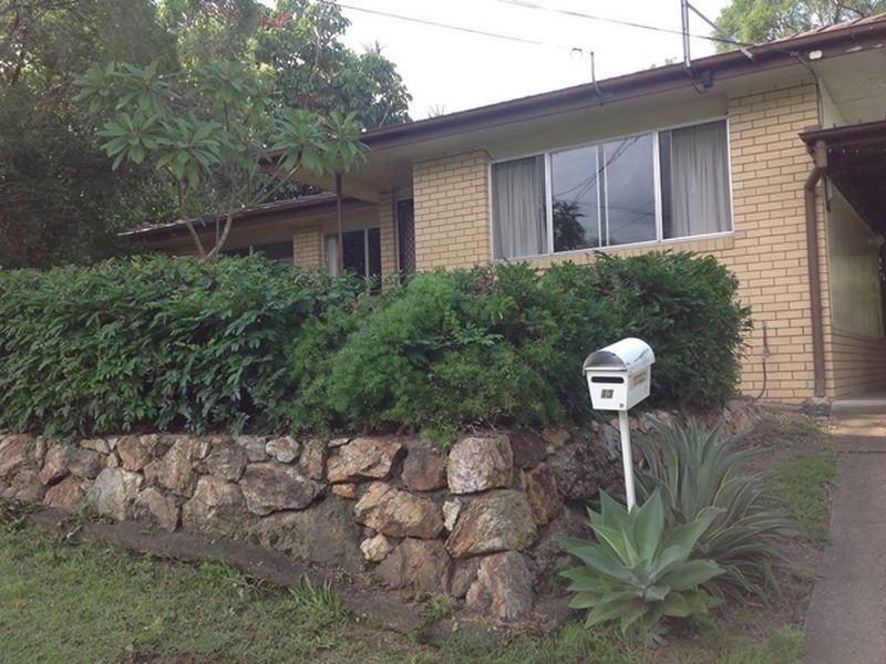 13 Larool Street, Kenmore QLD 4069