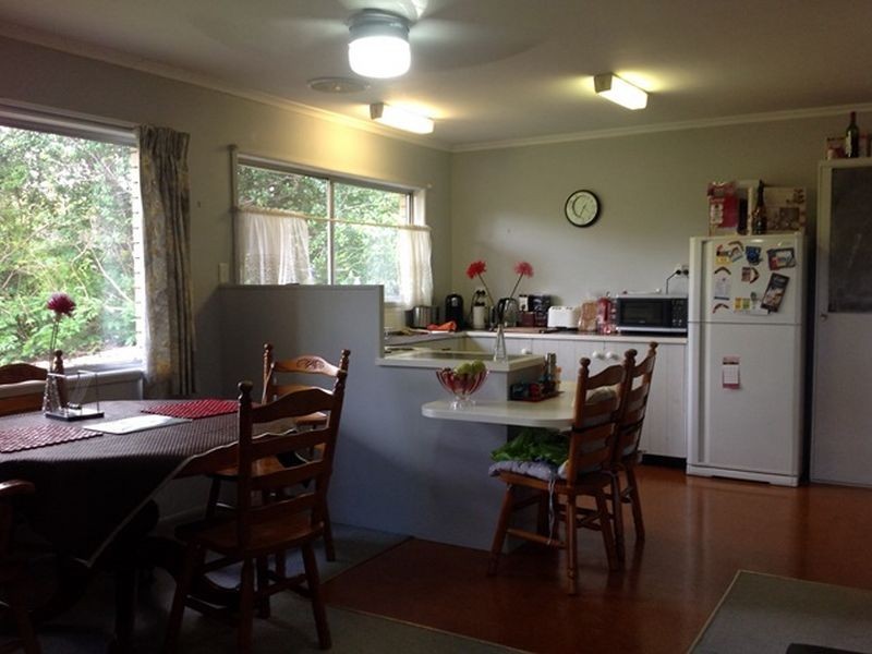 13 Larool Street, Kenmore QLD 4069