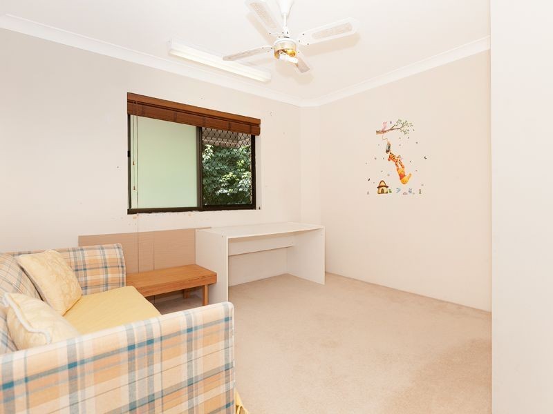 1/37 Mitre Street, St Lucia QLD 4067