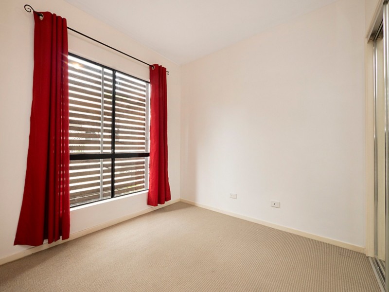 2/26 Lambert Road, Indooroopilly QLD 4068