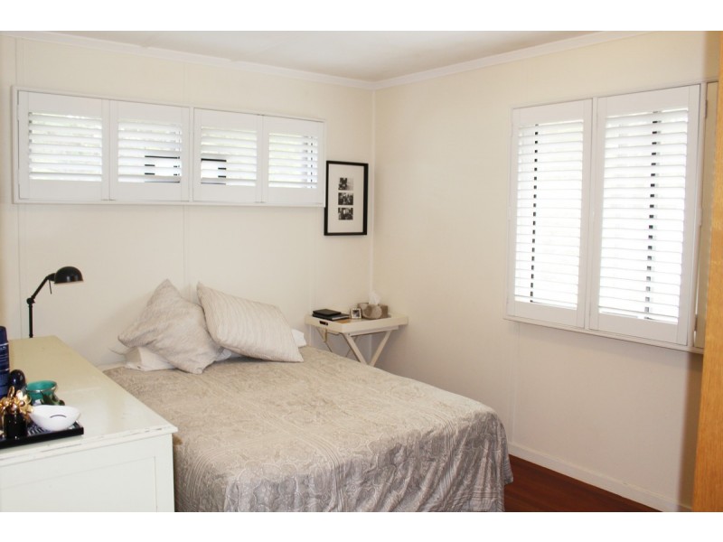 14 Aldwych Street, Stafford Heights QLD 4053