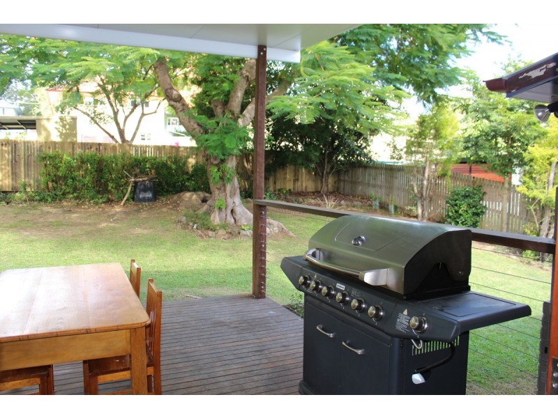 14 Aldwych Street, Stafford Heights QLD 4053