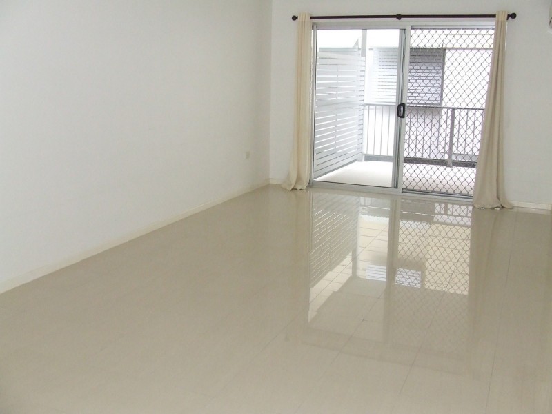 7/11 Croyden, Toowong QLD 4066