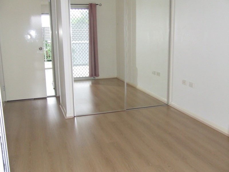 7/11 Croyden, Toowong QLD 4066