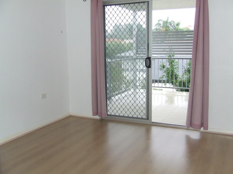 7/11 Croyden, Toowong QLD 4066